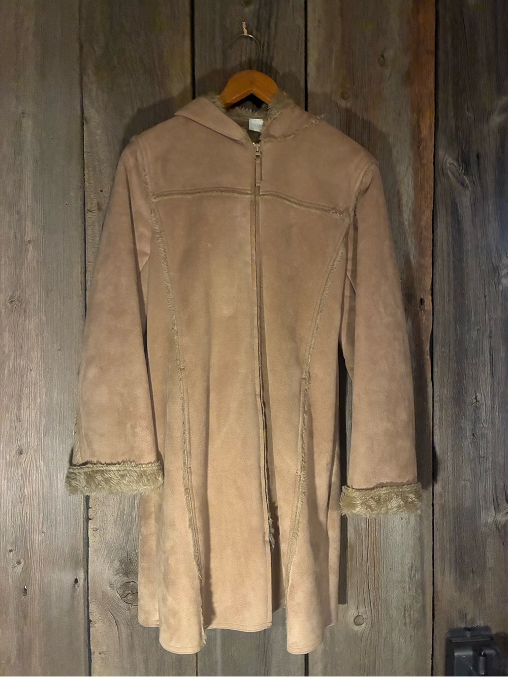 Suzy Shier Fuzzy Parka w/ Hood Camel Color w/ Light brown Lining M
